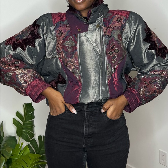 Vintage Bomber Jacket - Picture 6 of 8